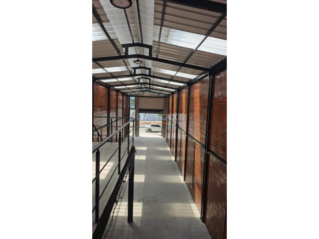 Locales y Bodegas, Venta en Saavedra Galindo