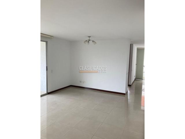 Apartamentos, Venta en La Flora