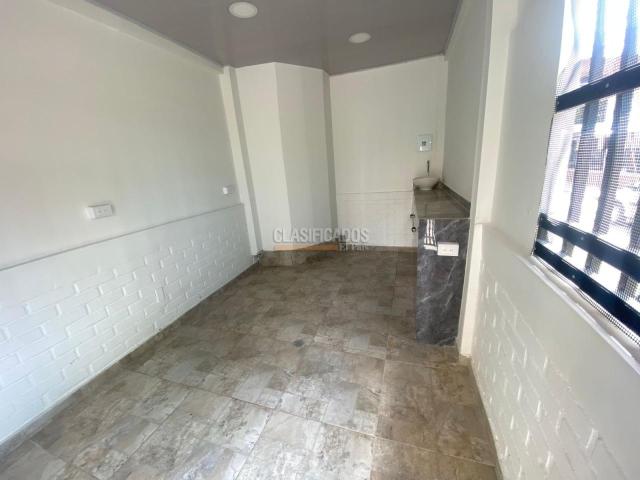 Locales y Bodegas, Alquiler en Brisas de los Álamos