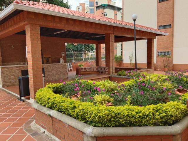 Apartamentos, Alquiler en Santa Anita