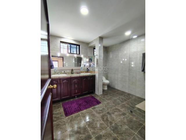 Casas, Venta en La Reforma