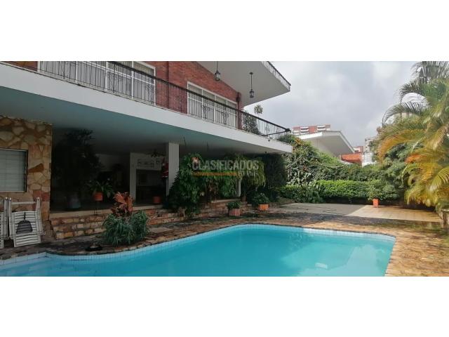 Casas, Venta en Arboleda