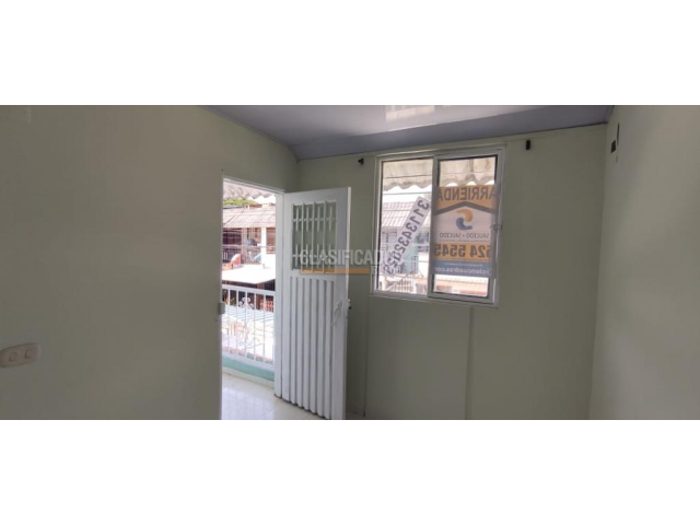 Casas, Alquiler en Ciudad Córdoba