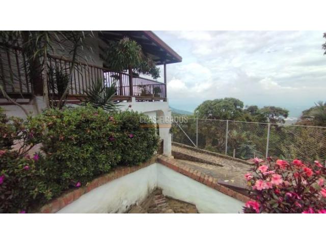 Fincas y Casas Campestres, Venta en Yumbo