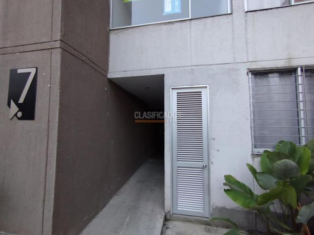 Apartamentos, Alquiler en Evaristo García