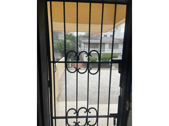 Casas, Alquiler en El Bosque