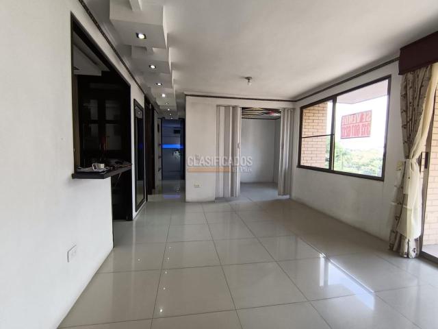 Apartamentos, Venta en Valle del Lili