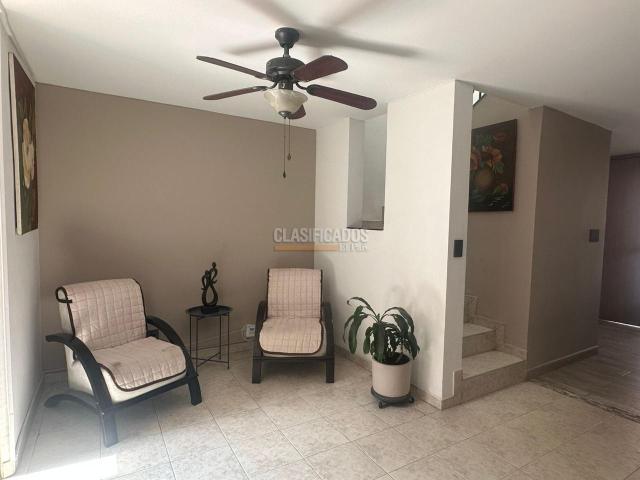 Casas, Venta en La Flora