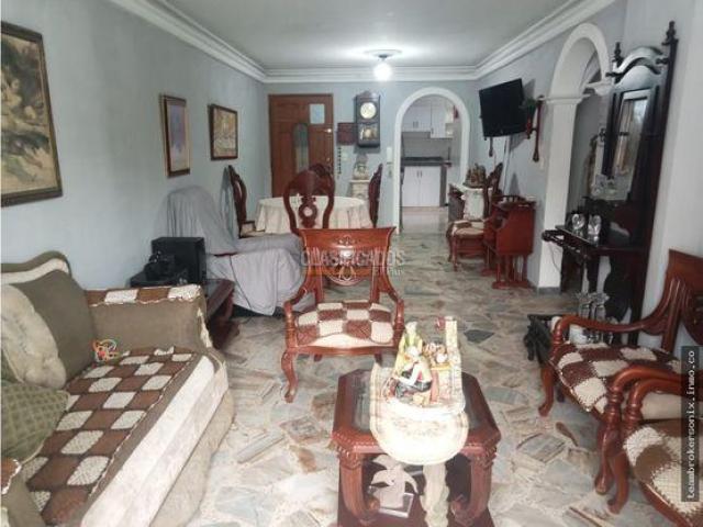 Apartamentos, Venta en El Limonar