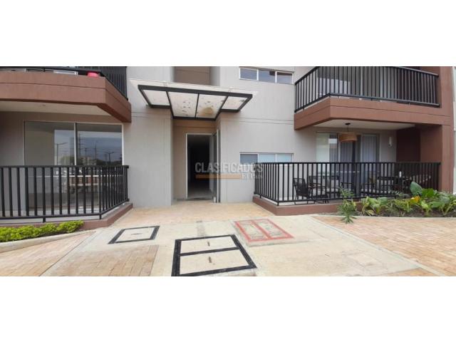 Apartamentos, Alquiler en Ciudad Pacifica