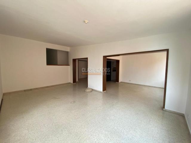 Apartamentos, Venta en Alto Arboleda