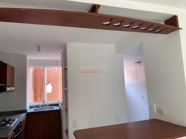 Apartamentos, Venta en Brisas del Limonar