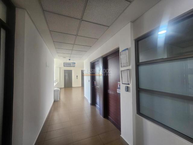 Oficinas y Consultorios, Venta en Tequendama