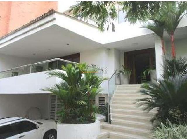 Casas, Venta en Santa Mónica Alta