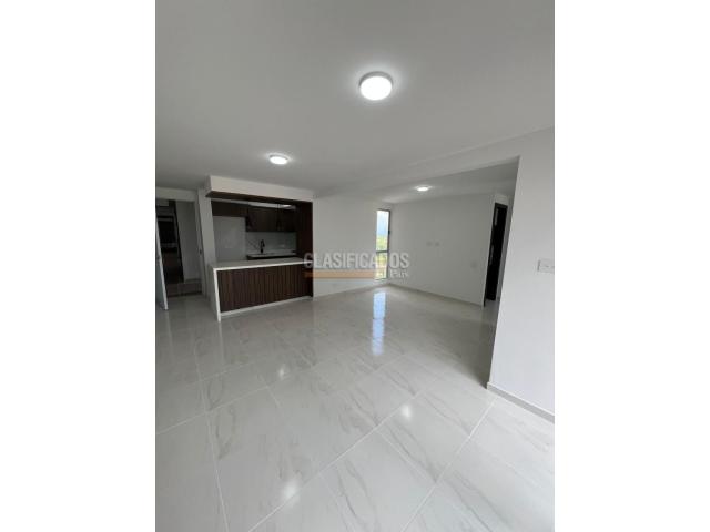 Apartamentos, Alquiler en Tierralinda del Lago