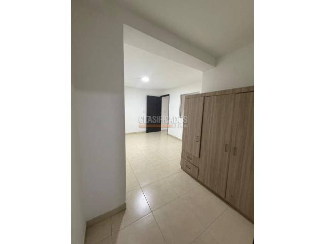 Apartaestudios, Alquiler en El Encinar