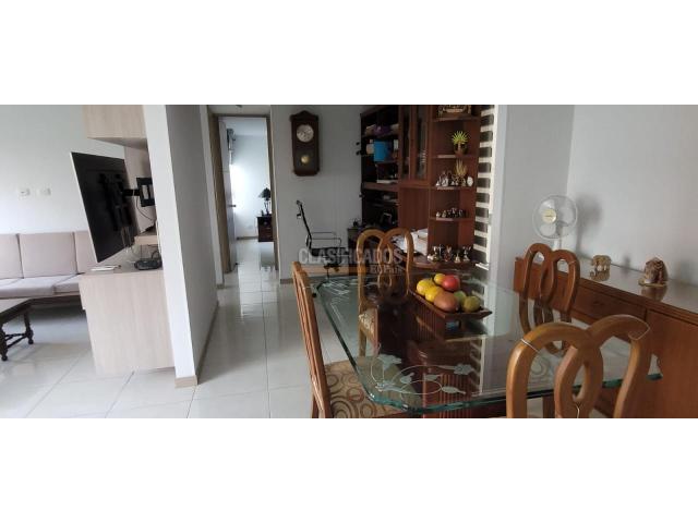 Apartamentos, Venta en Valle del Lili