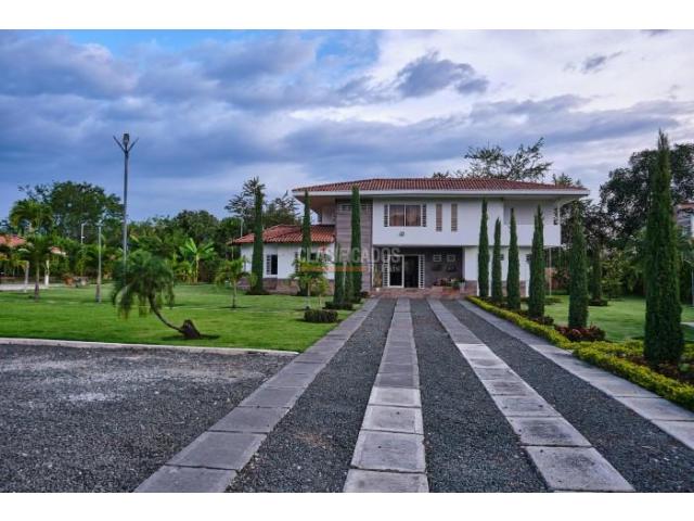 Fincas y Casas Campestres, Venta en El Cerrito