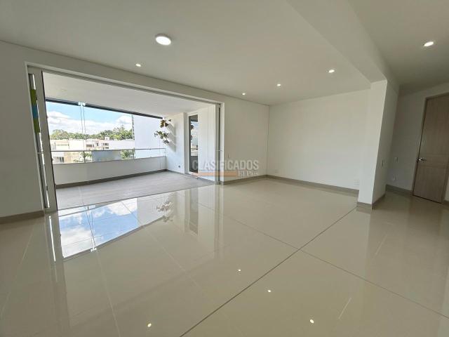 Apartamentos, Venta en Pance