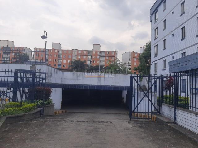 Apartamentos, Venta en El Coliseo