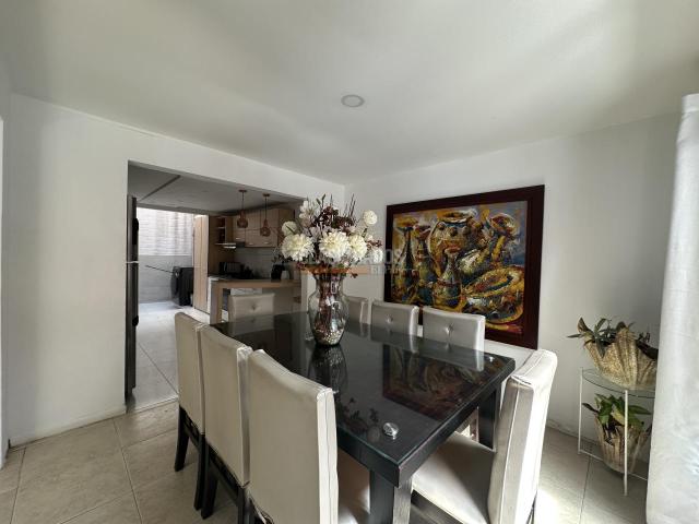 Casas, Venta en Ciudad Jardín