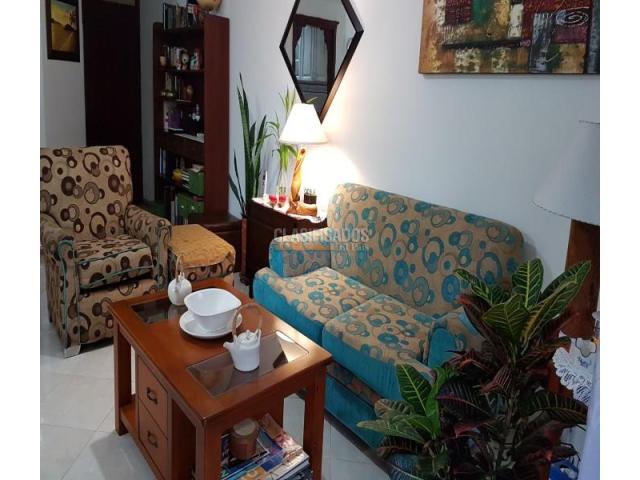 Apartamentos, Venta en Las Quintas de Don Simón