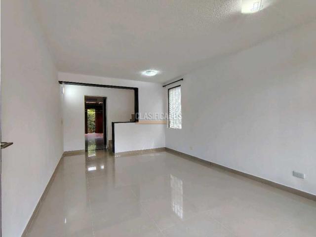 Casas, Alquiler en Santa Anita