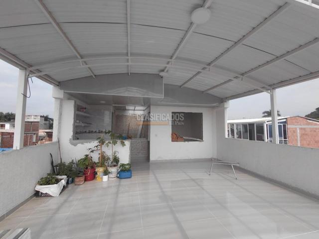 Casas, Venta en Valle Grande