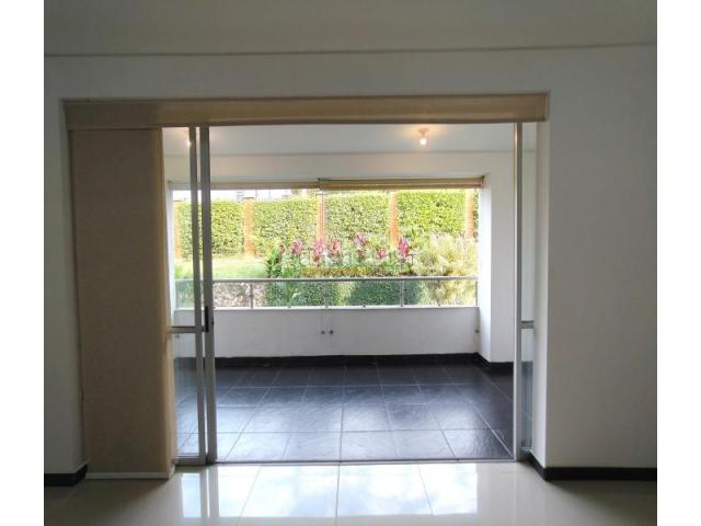 Apartamentos, Venta en Pance