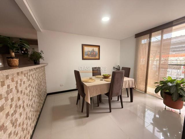 Casas, Venta en Las Quintas de Don Simón