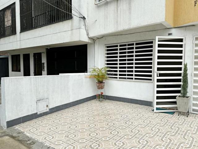 Apartaestudios, Venta en La Flora