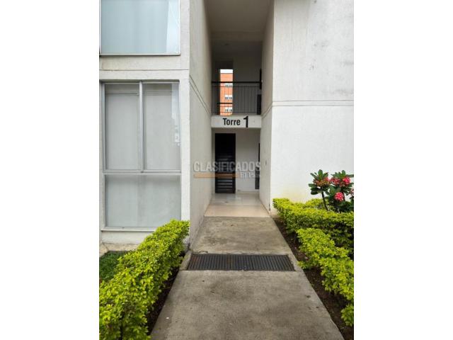 Apartamentos, Alquiler en Ciudad Melendez