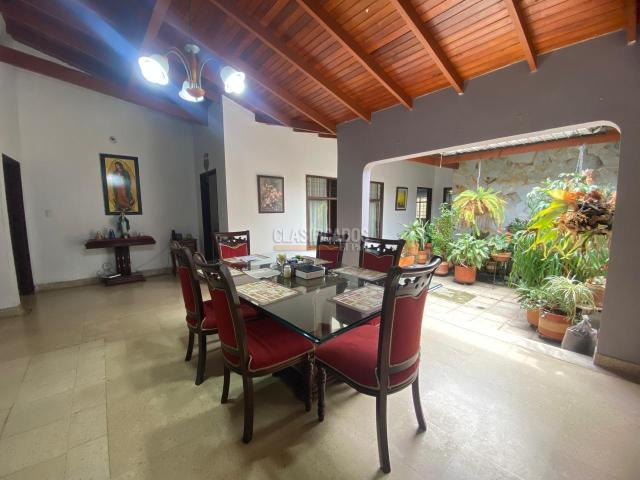 Casas, Venta en Prados del Norte