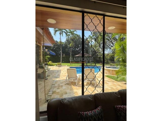 Casas, Venta en Ciudad Jardín