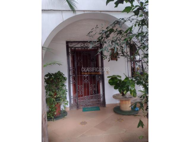 Casas, Venta en Prados del Norte