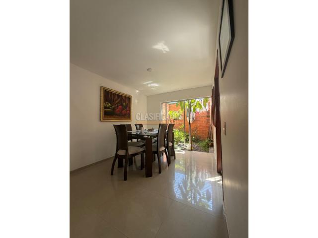 Casas, Venta en Ciudad Jardín