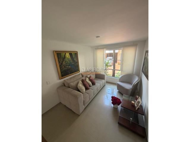 Casas, Venta en Ciudad Jardín