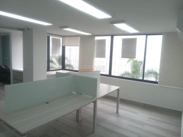 Oficinas y Consultorios, Alquiler en Centenario