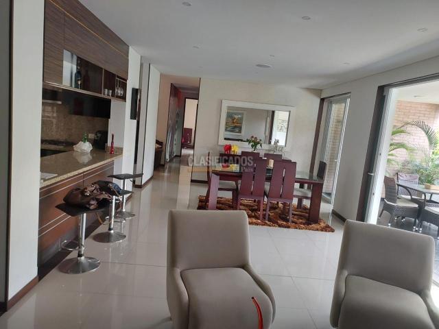 Apartamentos, Venta en Pance