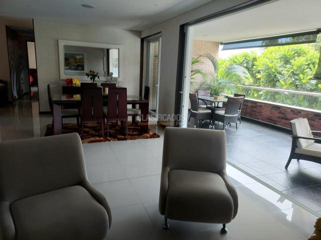 Apartamentos, Venta en Pance