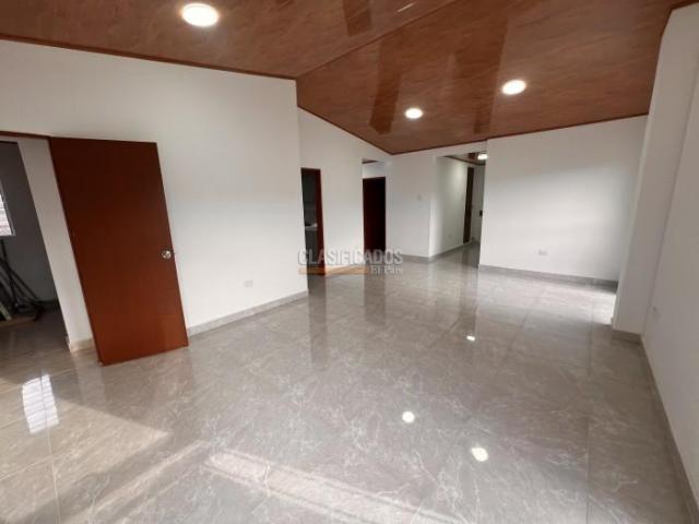 Apartamentos, Venta en Gran Limonar