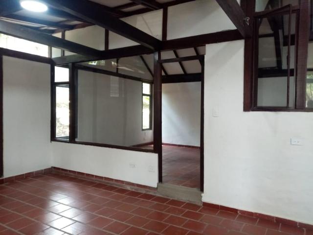 Casas, Alquiler en Yumbo