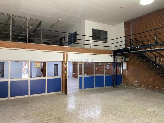 Locales y Bodegas, Alquiler en Obrero