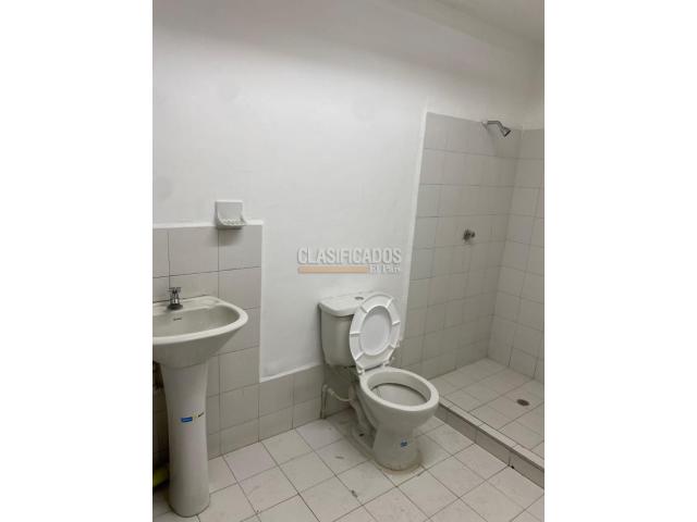 Locales y Bodegas, Alquiler en Obrero