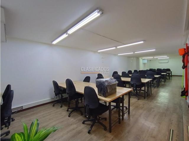 Oficinas y Consultorios, Alquiler en La Flora