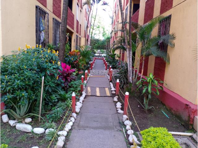 Apartamentos, Venta en Puente del Comercio