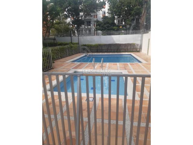 Apartamentos, Alquiler en El Refugio