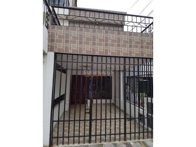 Casas, Alquiler en Palmeras del Norte