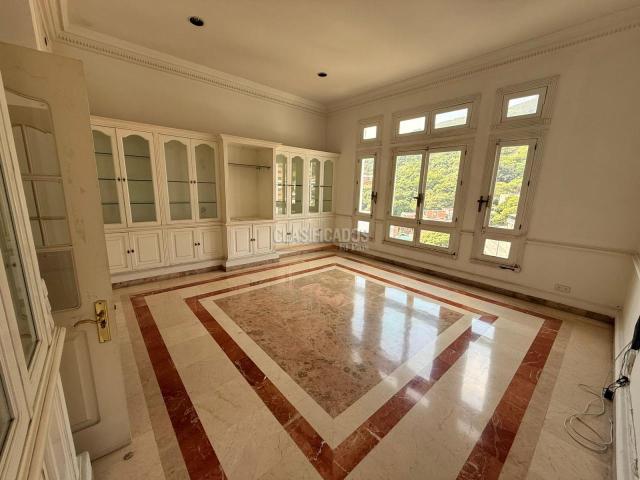 Apartamentos, Venta en Granada