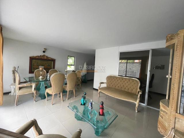 Apartamentos, Venta en La Flora